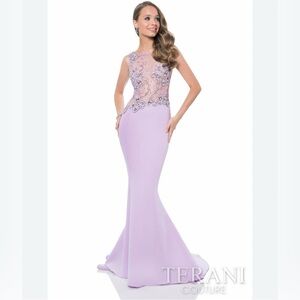 Stunning Fitted sheath evening/prom gown with sequin embellish.